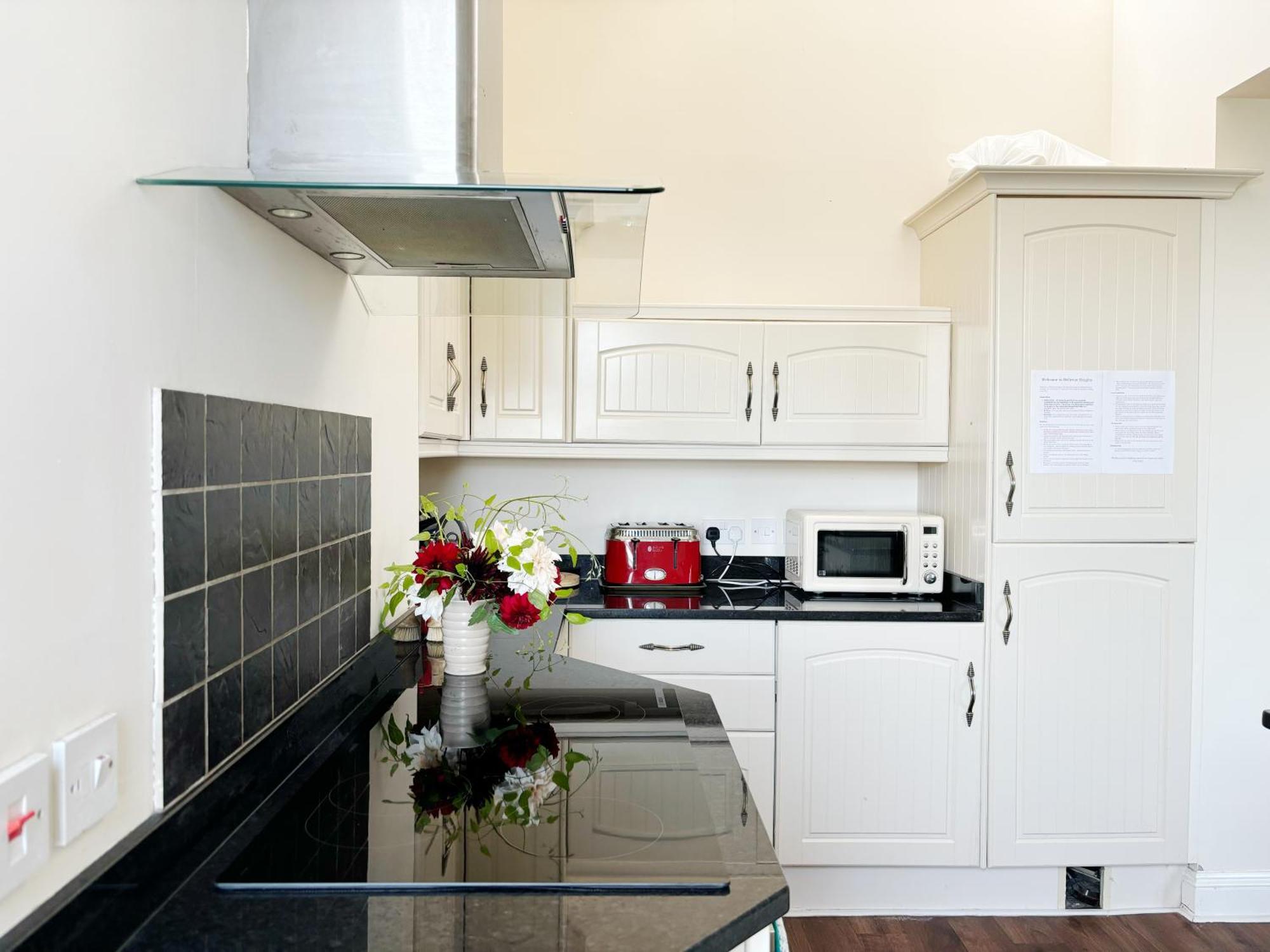 Spacious Town-Centre Apartment With Stunning Views Great Malvern Buitenkant foto