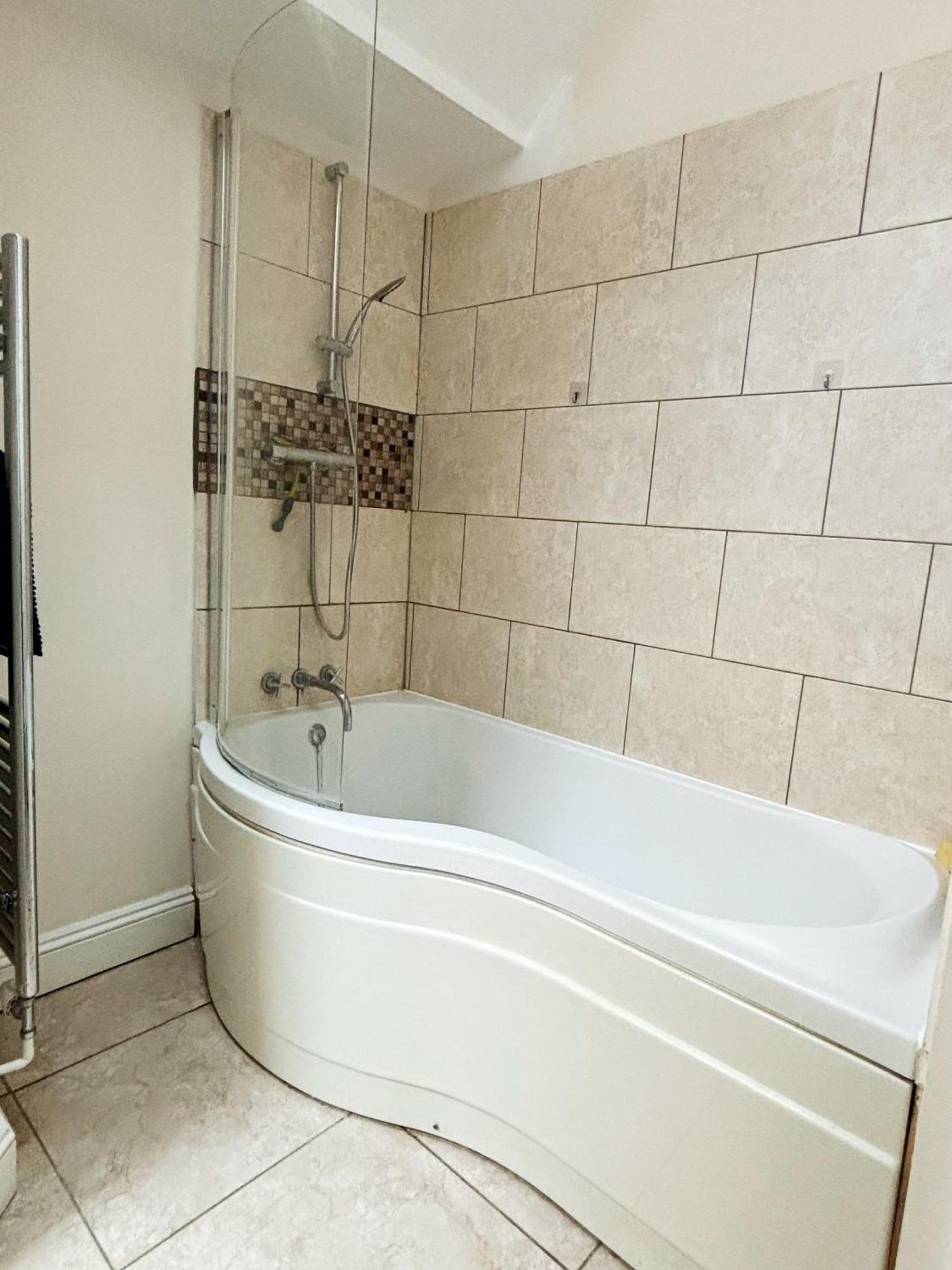Spacious Town-Centre Apartment With Stunning Views Great Malvern Buitenkant foto